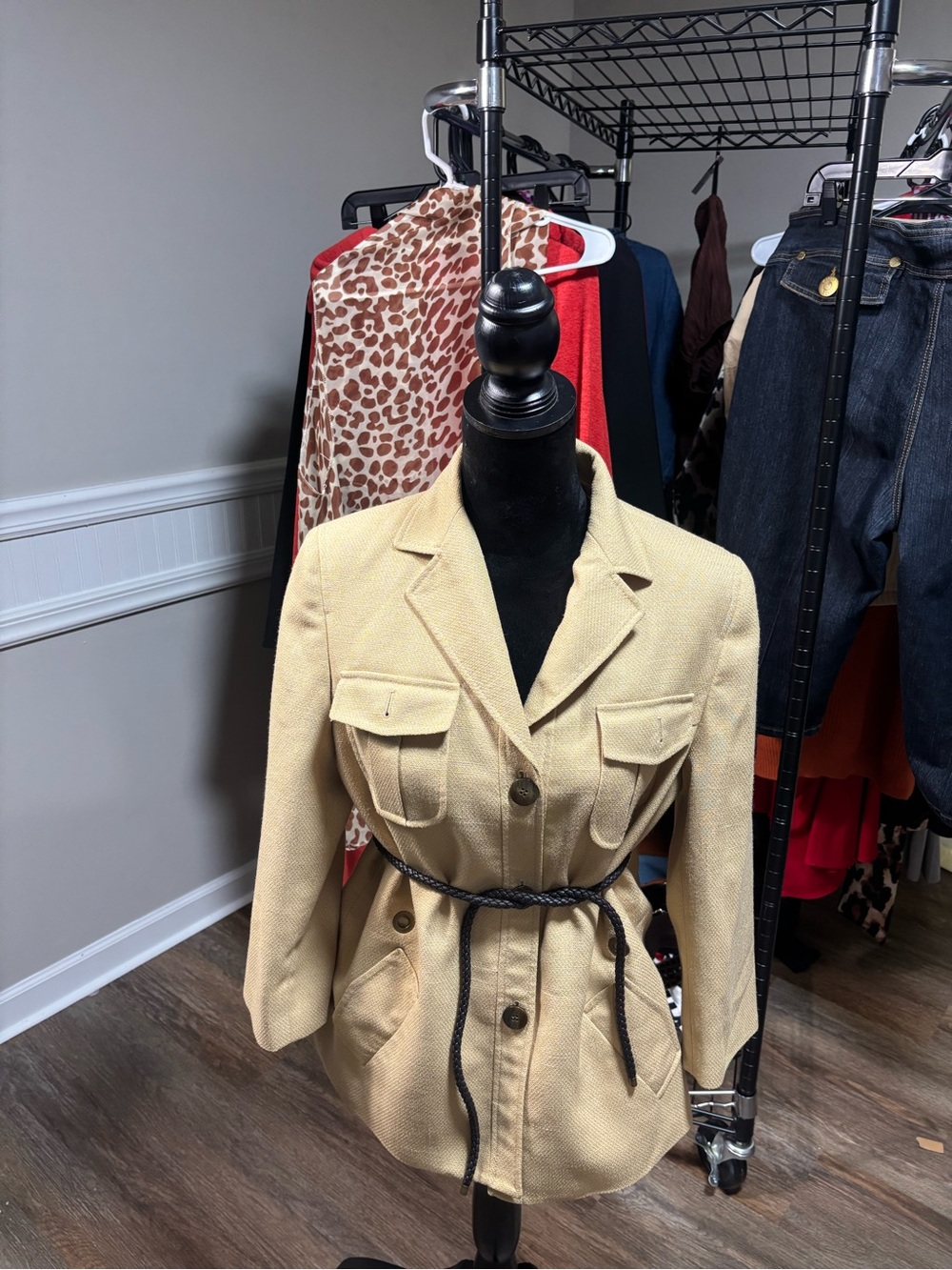 Signature by Larry Levine Beige Belted Utility Blazer